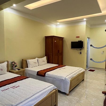 Thien Son Guesthouse Ha Giang Exteriör bild